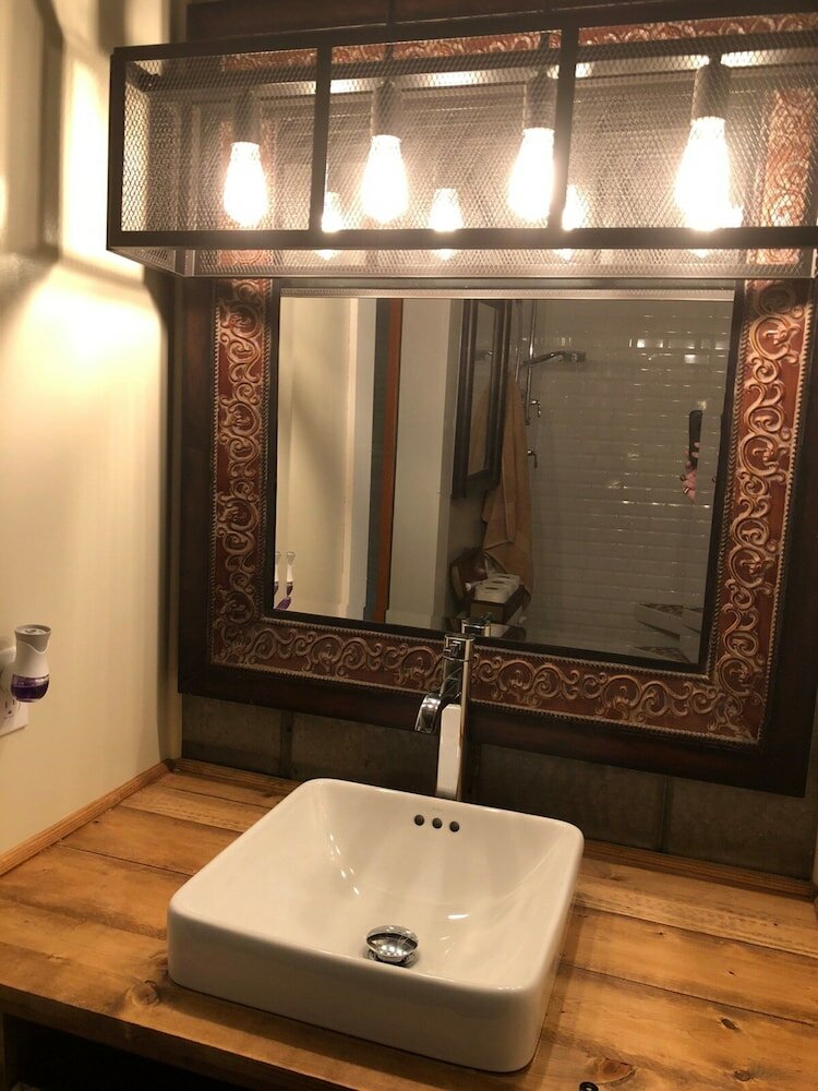 Фото Clemson Memorabilia House