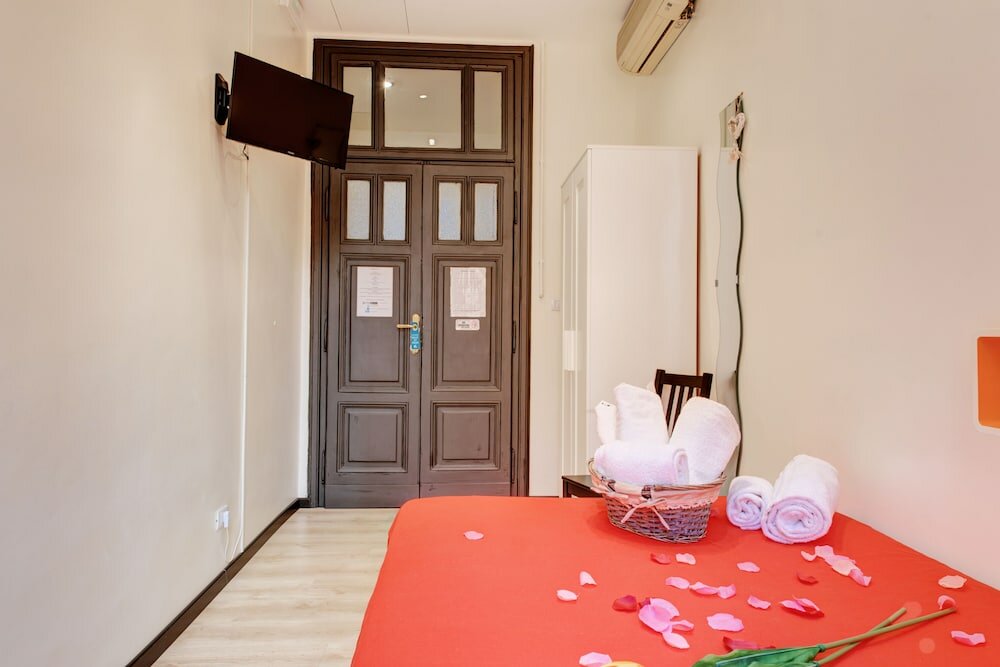 Фото AD Hoc Guest House