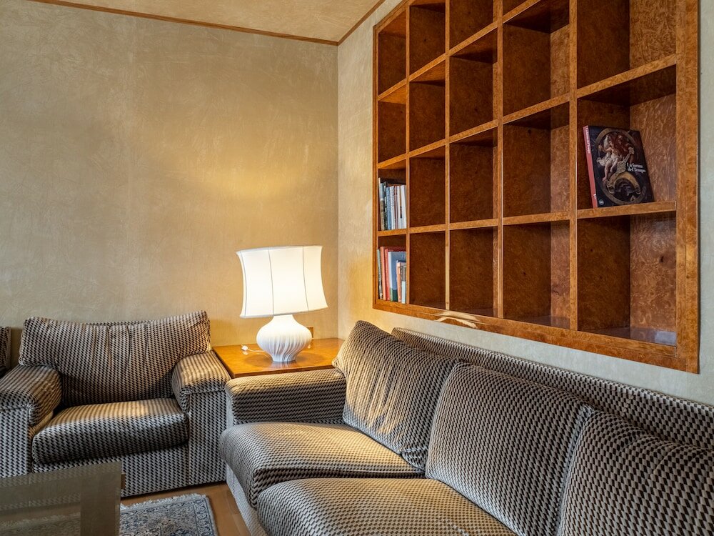 Фото Elegant Flat in Milan's Heart