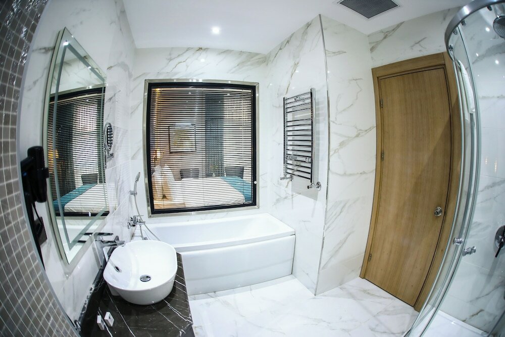 Фото Iris Hotel Baku