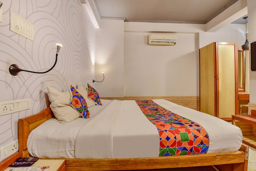 Фото Fabhotel Urban Stay