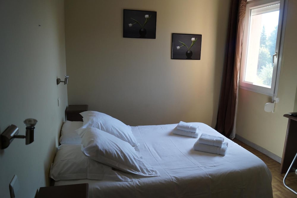 Фото Hôtel Le Bistrot D'orange