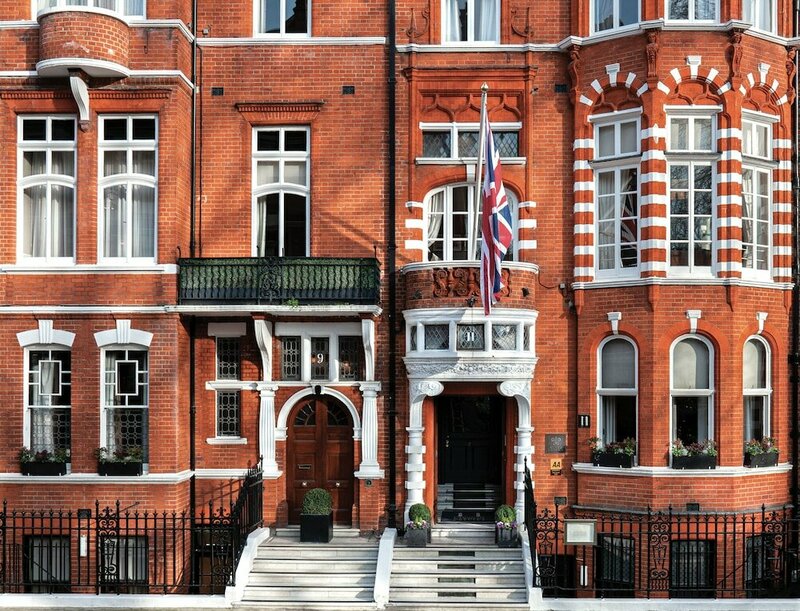 Гостиница Hotel 11 Cadogan Gardens в Лондоне