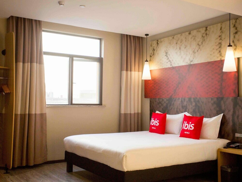 Фото Ibis Taicang Center Plaza hotel