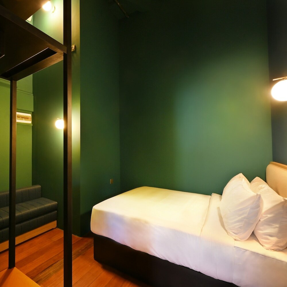 Фото Dream Chaser Boutique Capsule Hotel