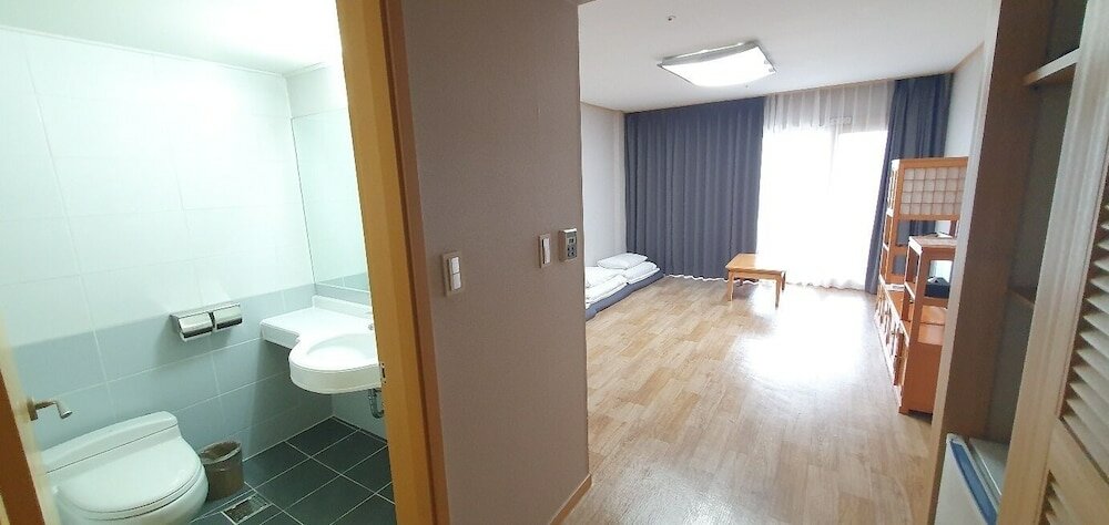 Фото Busan Arpina Hotel