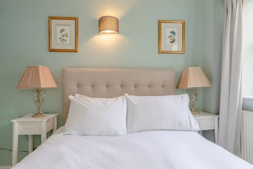 Фото Spacious 2 Bedroom Flat in Wandsworth