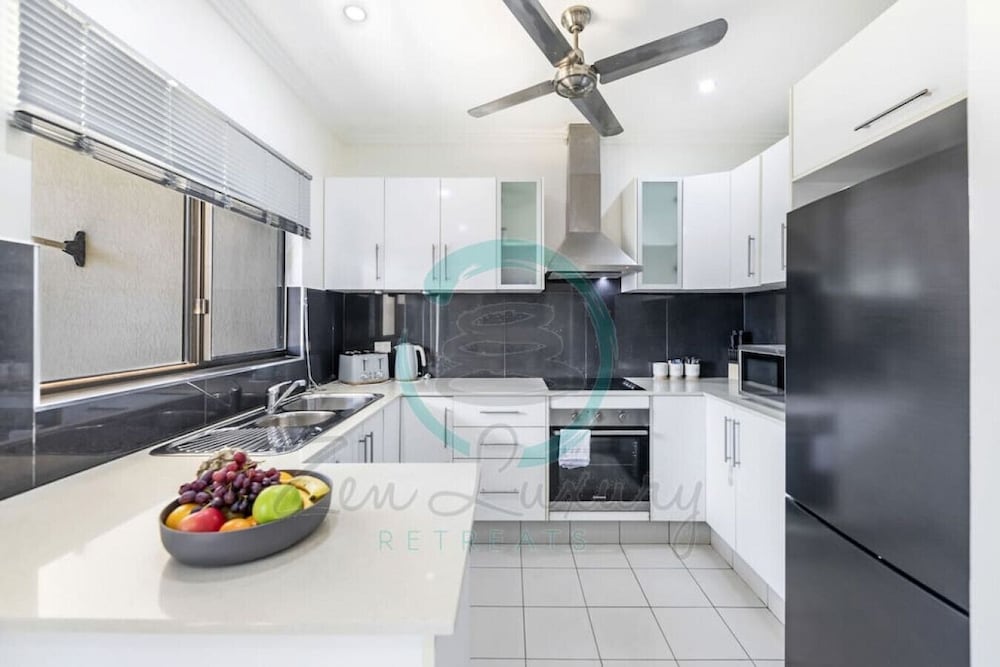 Фото Zen by the Coast - 2 Br Cozy Apartment