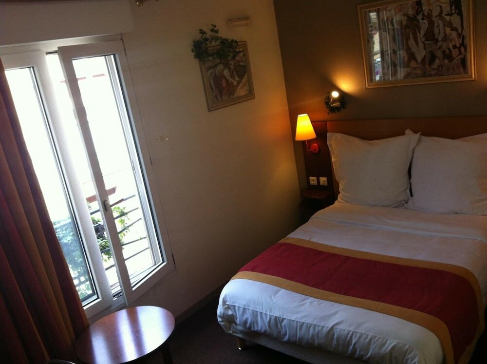 Фото Hôtel 1er Consul Rouen