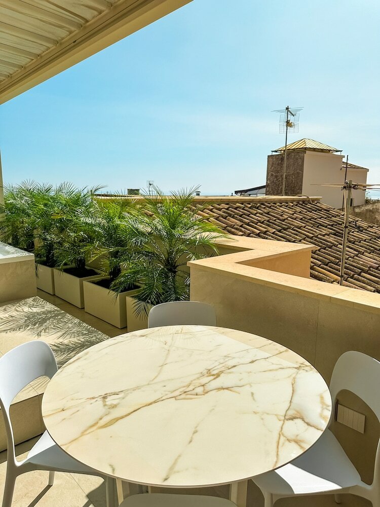 Фото Taormina Infinity Suites