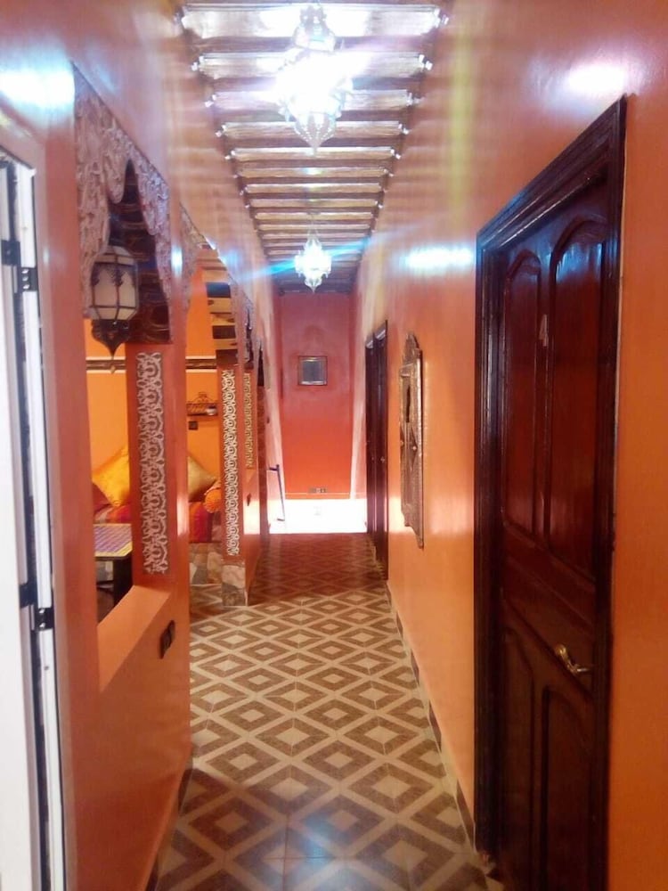 Фото Merzouga Sarah Camp