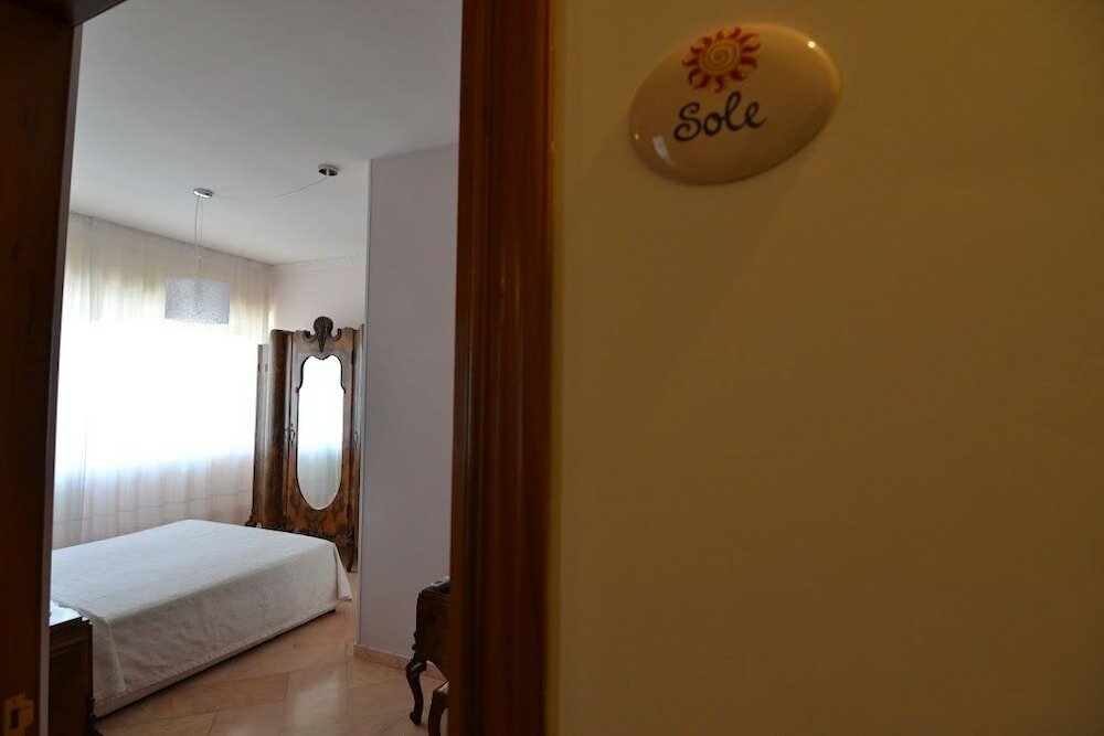 Фото B&b Domus Lupiae