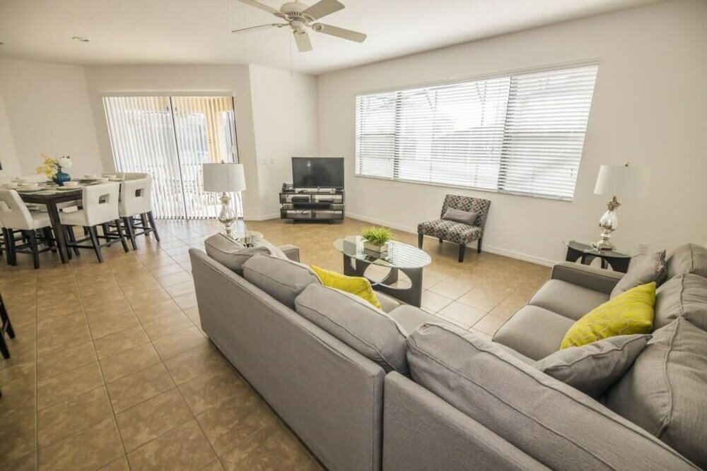 Фото Elegant Providence Resort Pool Home