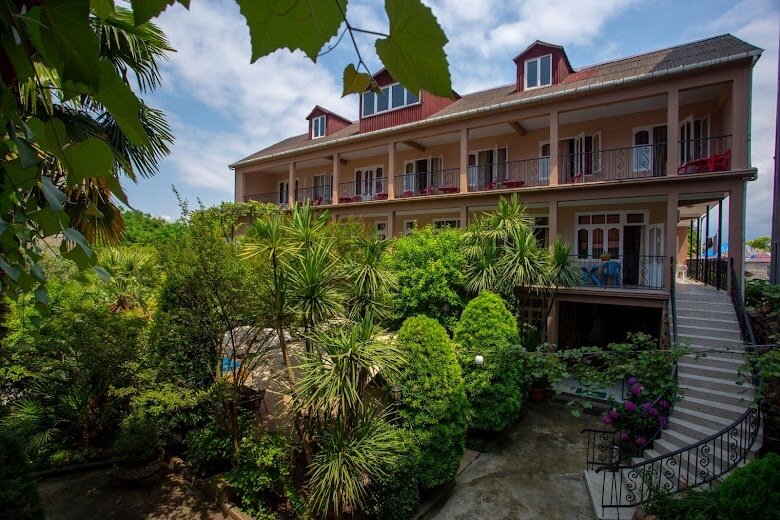 Фото отеля 1