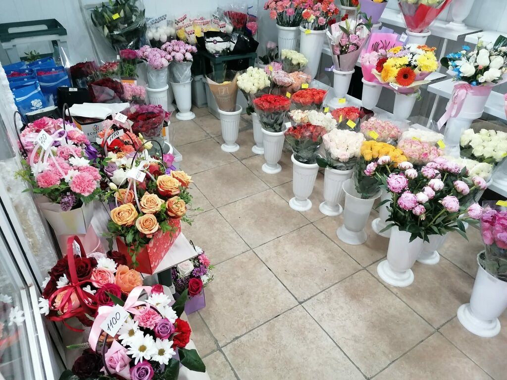 Цветочный рынок База Цветов, Балашиха, фото