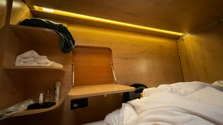 Фото Caps Lock Hostel