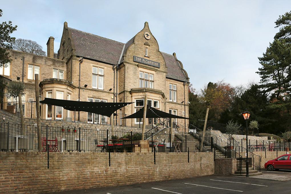 Фото отеля 1