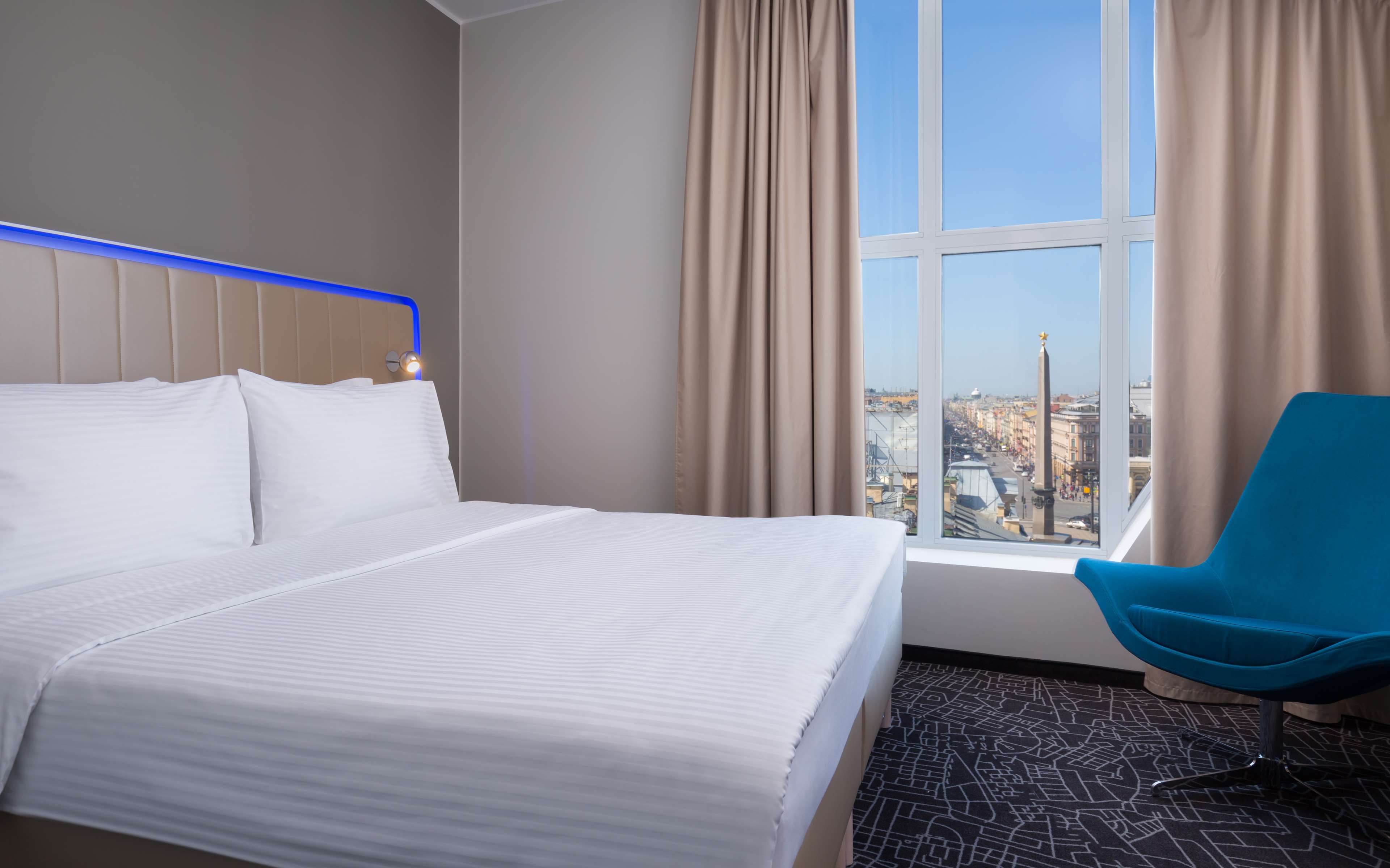 Фото Cosmos St. Petersburg Nevsky Hotel