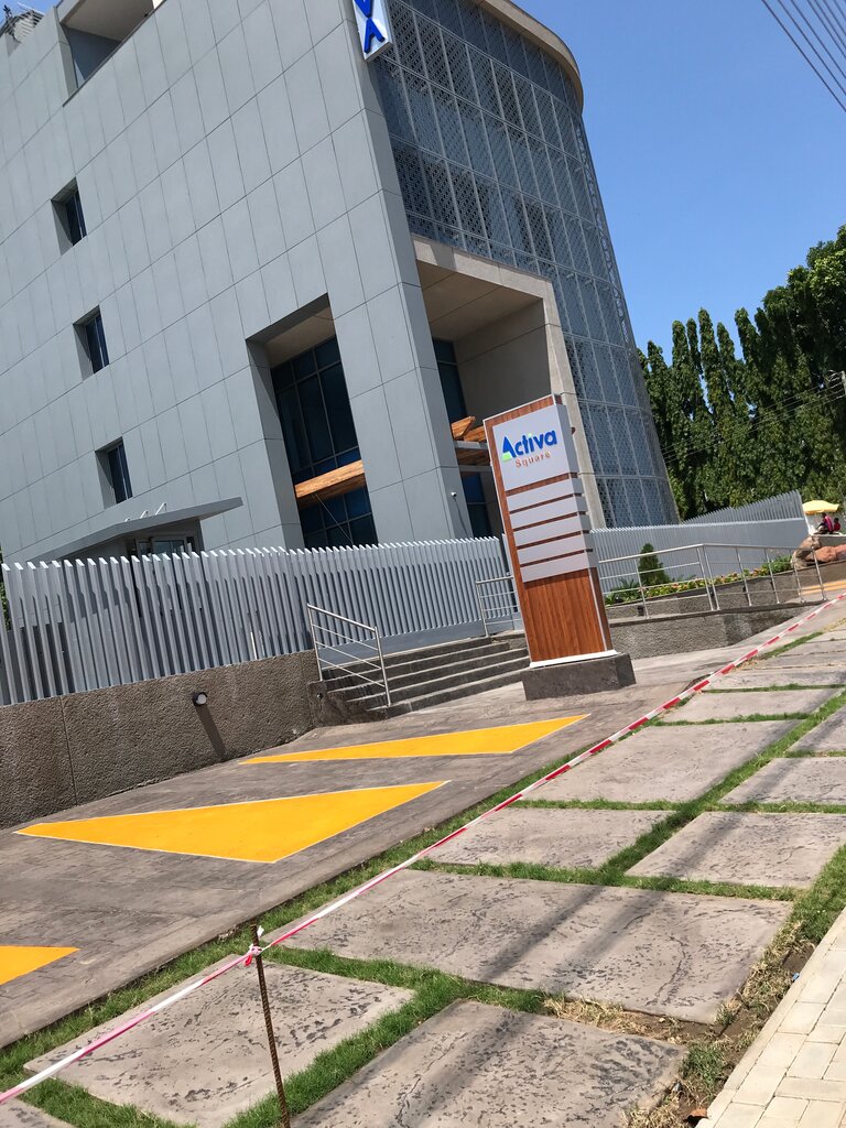 Insurance company Activa Square, Accra, photo