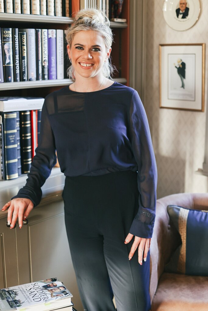 Appraisal company Chewton Rose Estate Agents Wiltshire, Swindon, photo