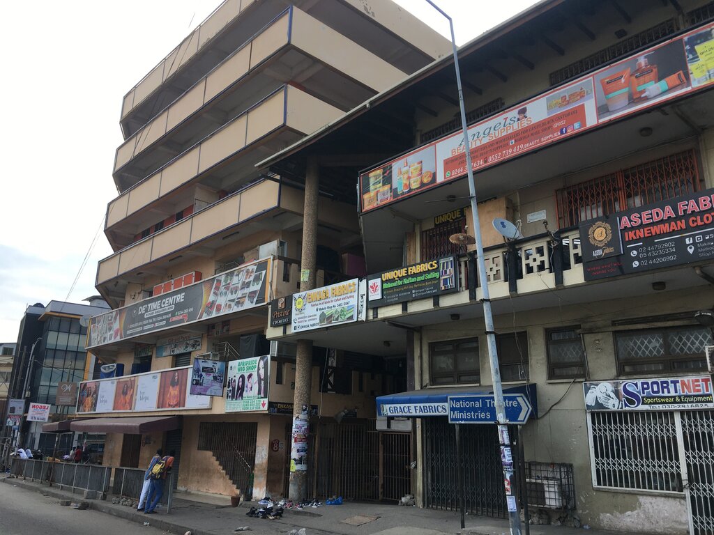 Cosmetology Miss lauretta, Accra, photo