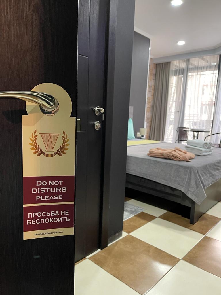 Фото Batumi West Hotel