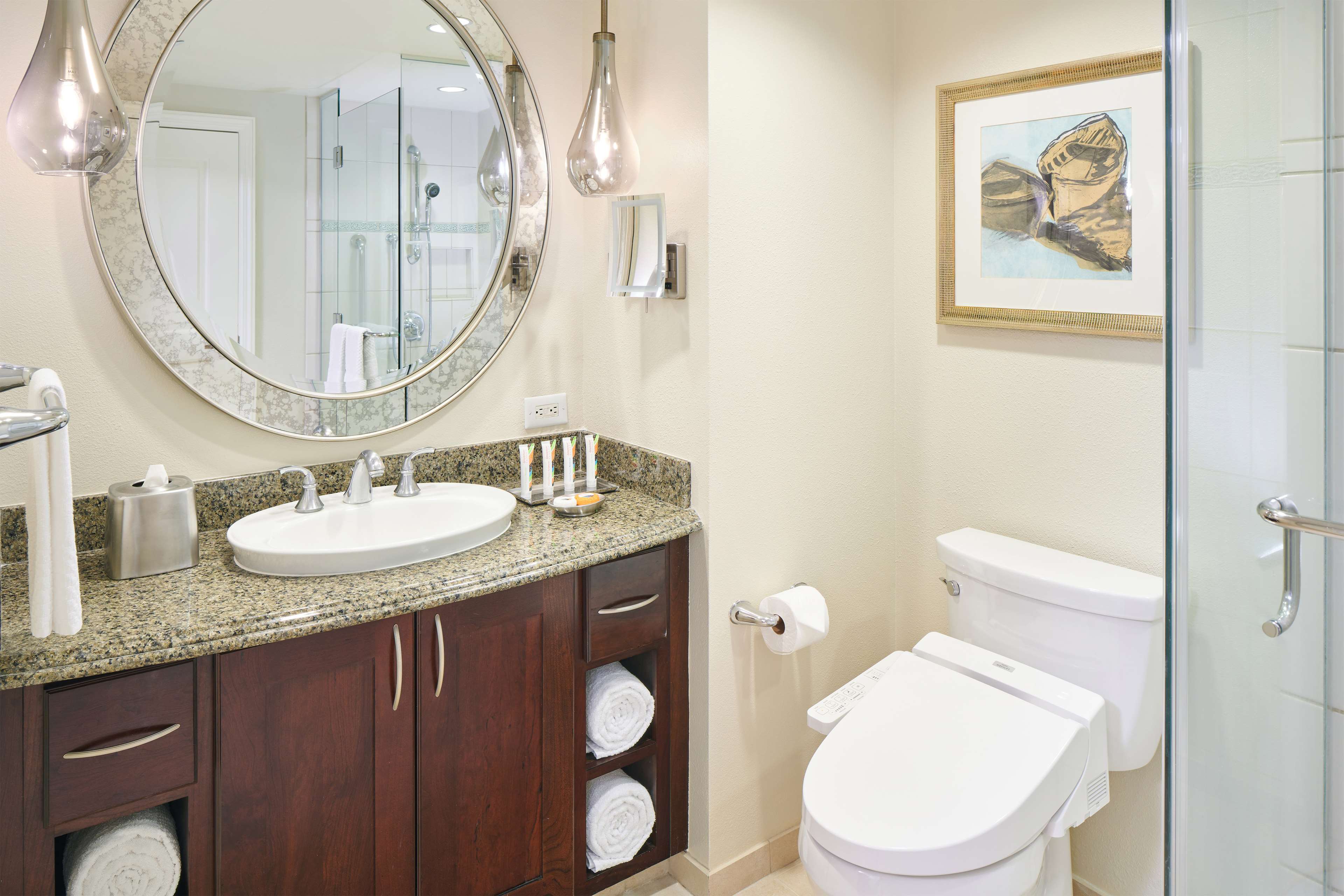 Фото Hilton Grand Vacations Club at Hilton Hawaiian Village