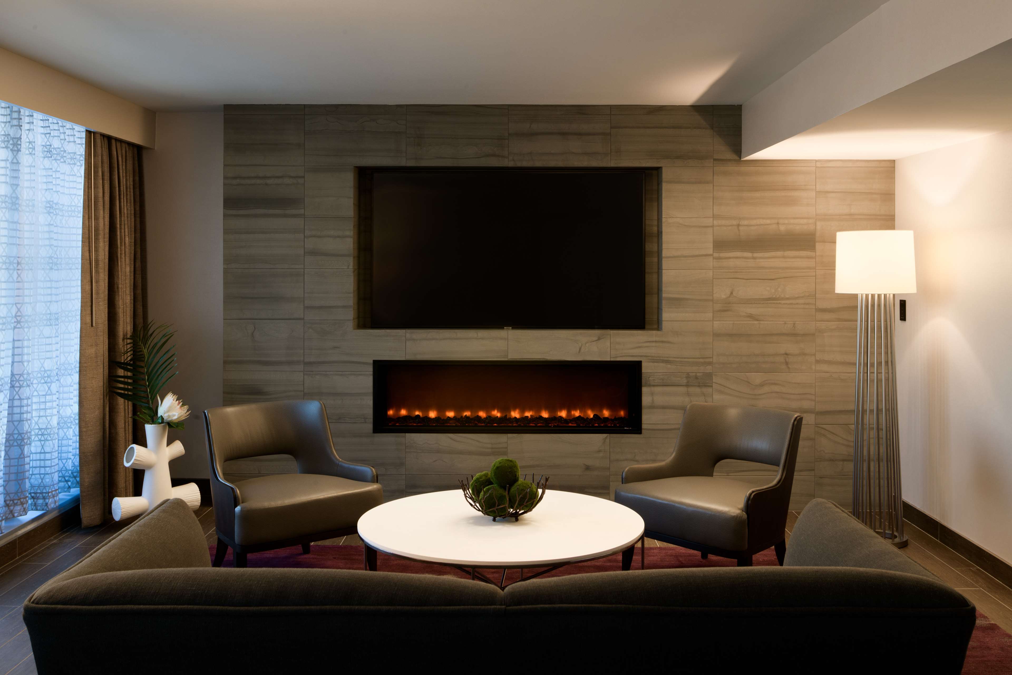 Фото Hilton Washington DC National Mall The Wharf