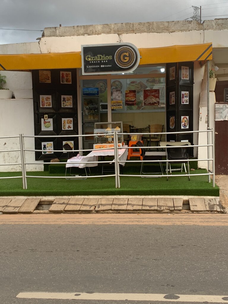 Fast food GraDios, Accra, photo