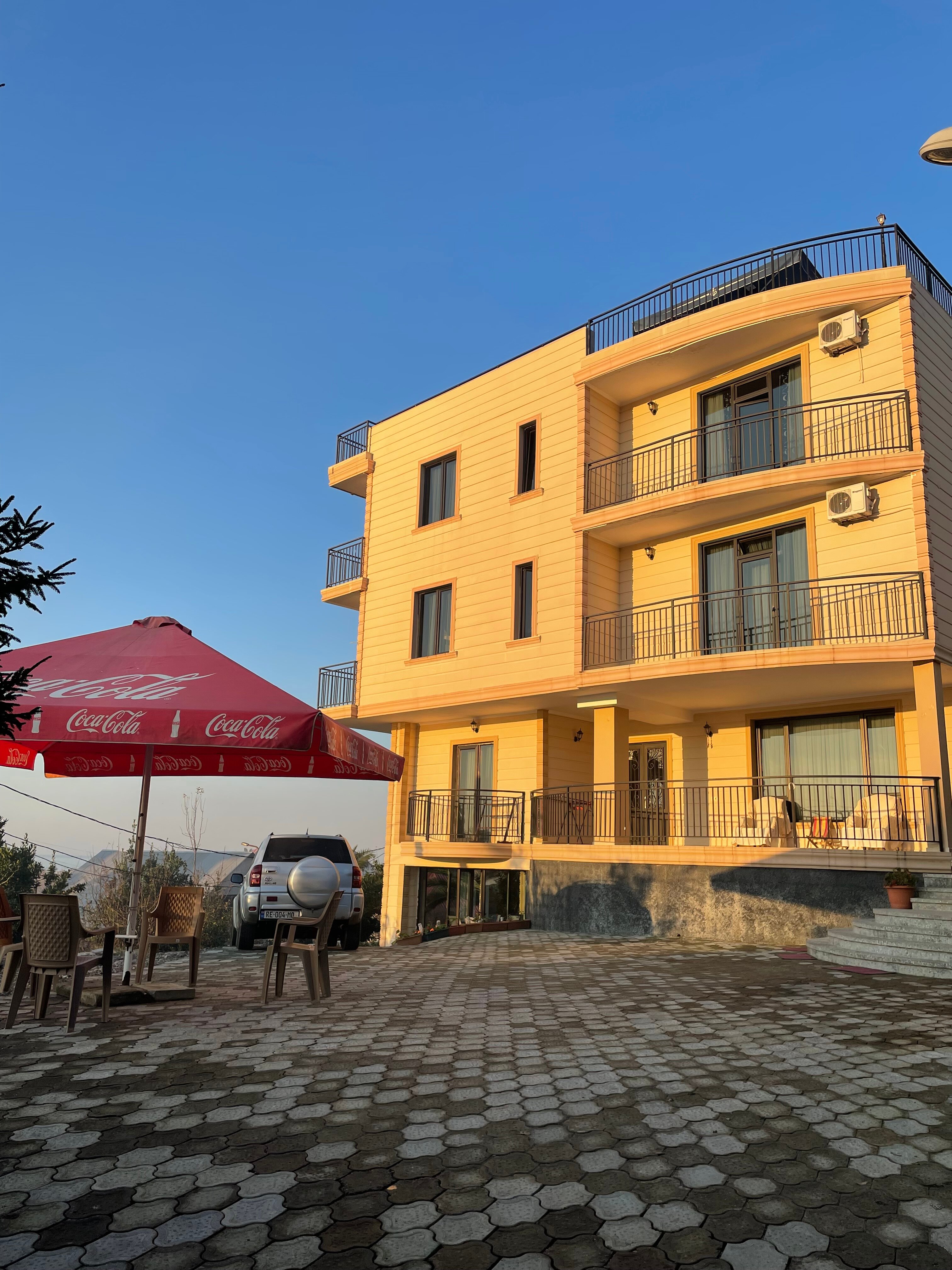 Фото отеля 3