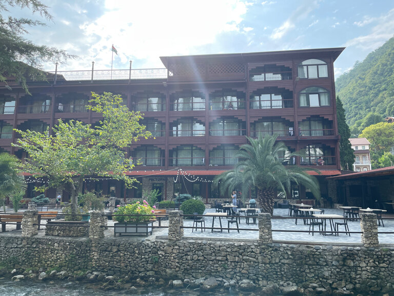 Фото отеля 1