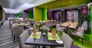 Quadrant Cafe (305, Al Corniche Street, Majaz 1, Al Majaz), cafe