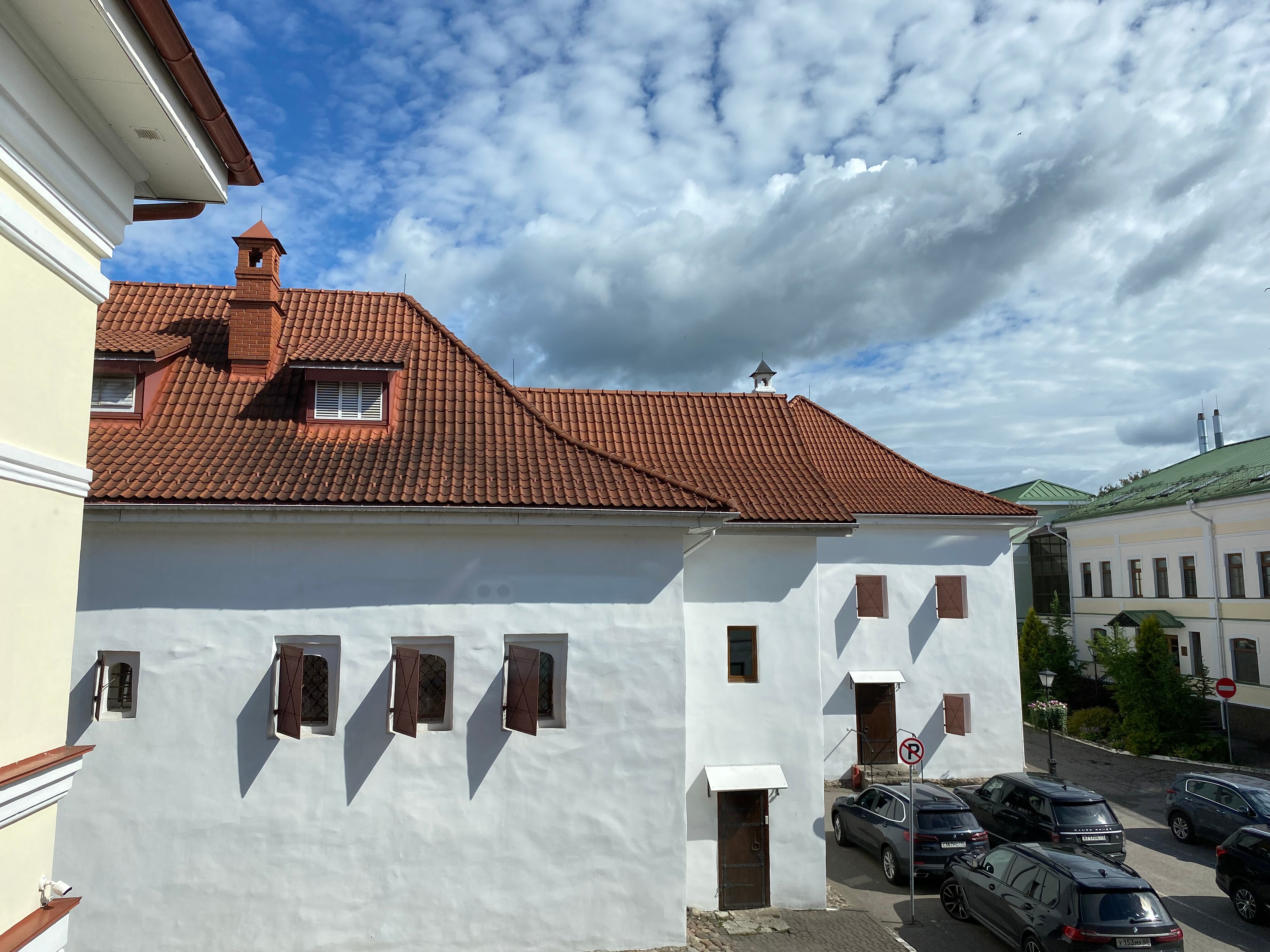 Фото Двор Подзноева, главный корпус