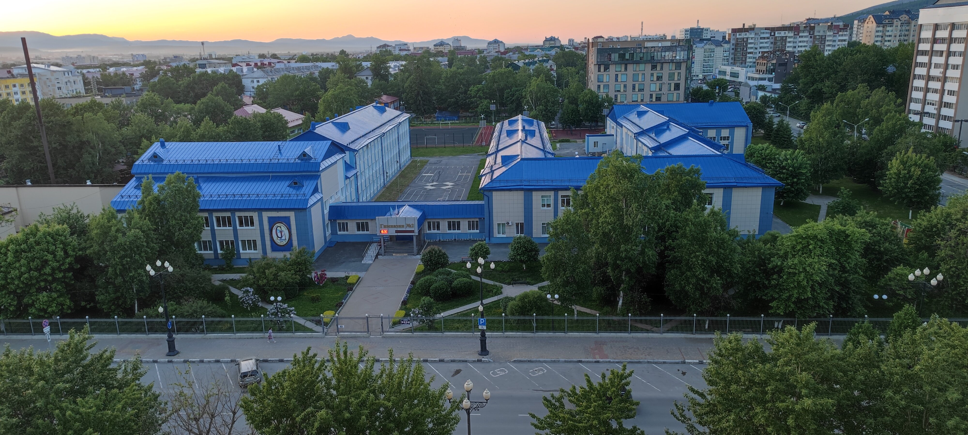Гимназия no 10 просп победы 30 фото