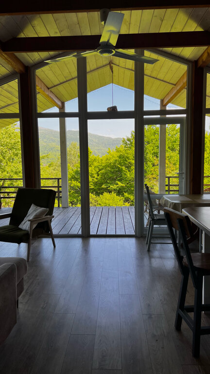 Фото The. Small. Hill. House