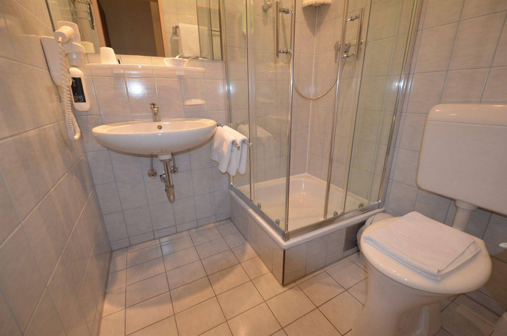 Фото Hotel Pension Lumes