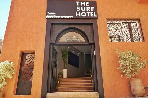 Внешний вид отеля The Surf Hotel в Аурире, фото 1