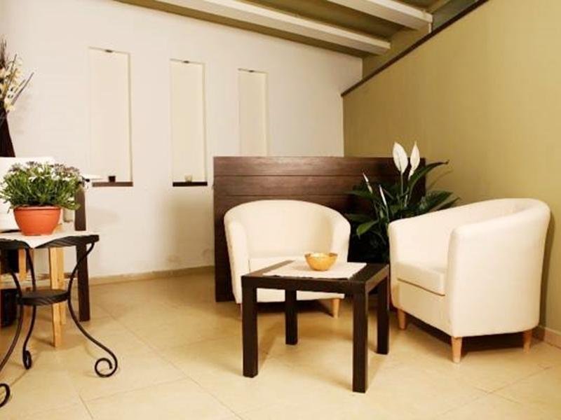 Фото La Perle Hotel