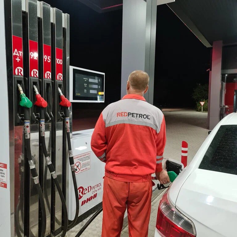 Gas station RedPetrol, Simferopol, photo