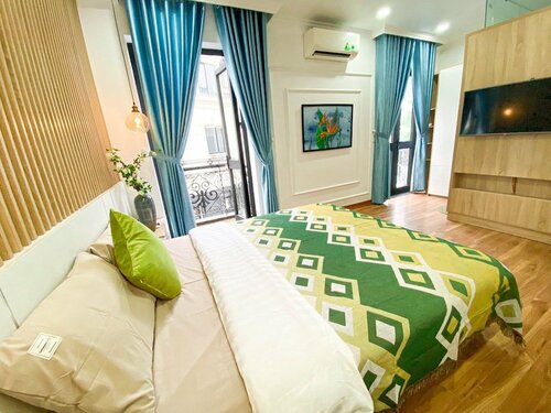 Гостиница Hue Crown Boutique best hotel в Провинции Тхыатхьен-Хюэ