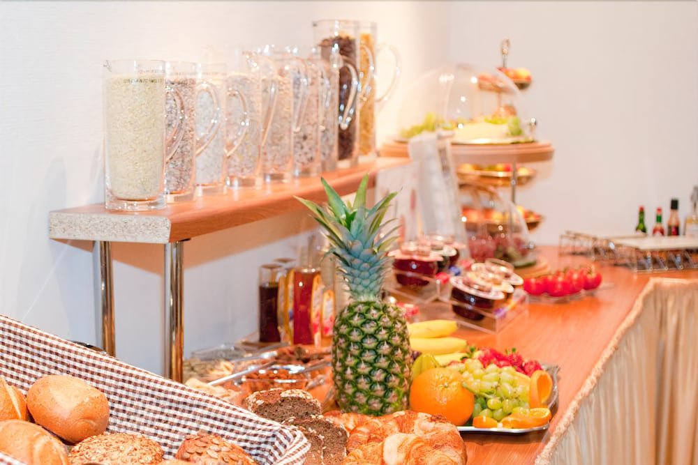 Фото Hotel Attaché