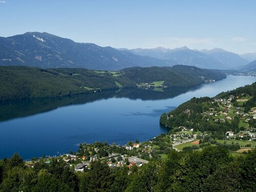 Гостиница Scenic Farmhouse in Fresach near Lake Millstättersee