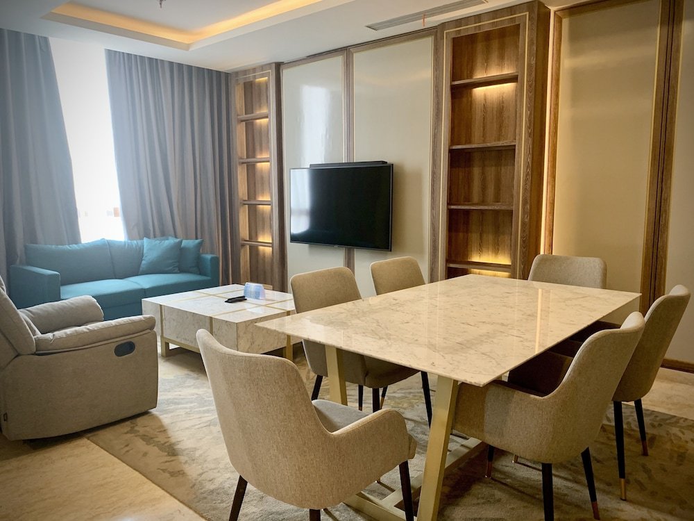 Фото Bigland Hotel Bogor