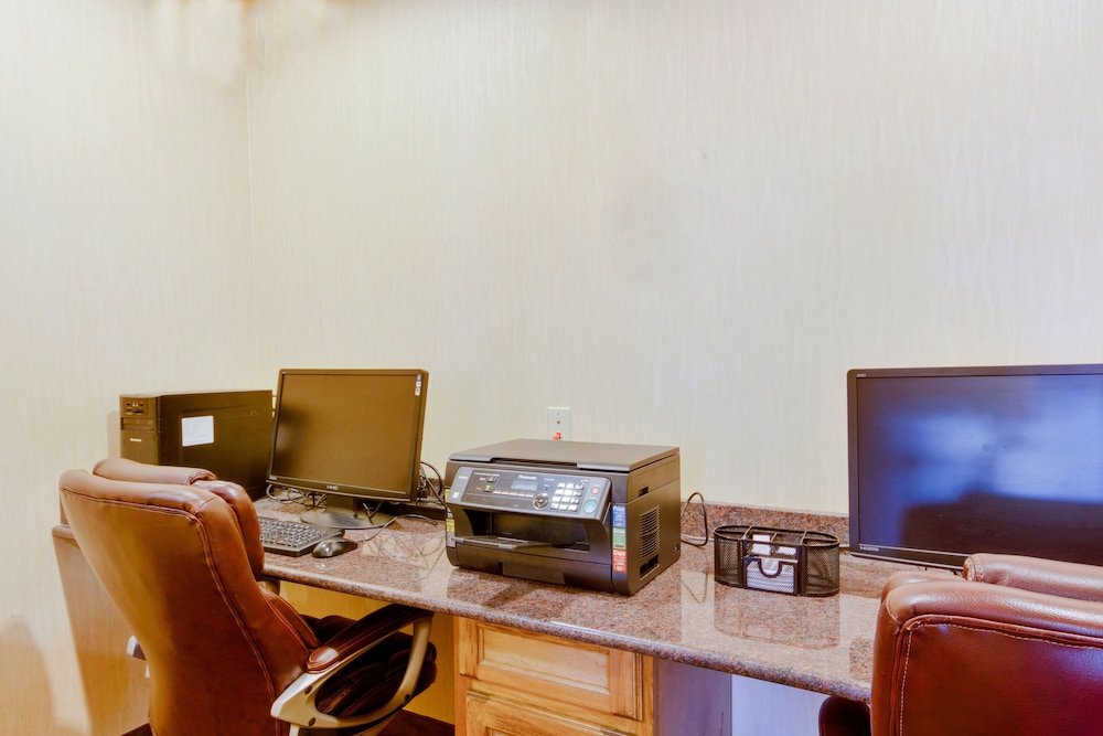 Фото Comfort Inn & Suites Fort Worth Fossil Creek