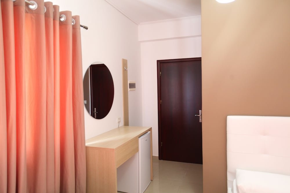 Фото Valmar Hotel