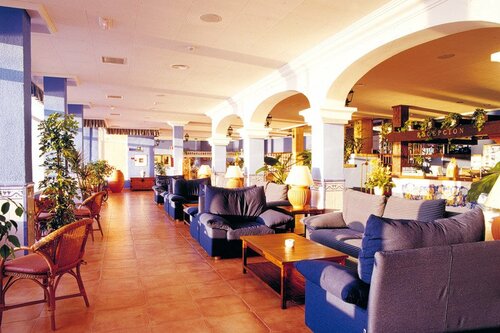 Гостиница Diverhotel Odyssey Aguadulce