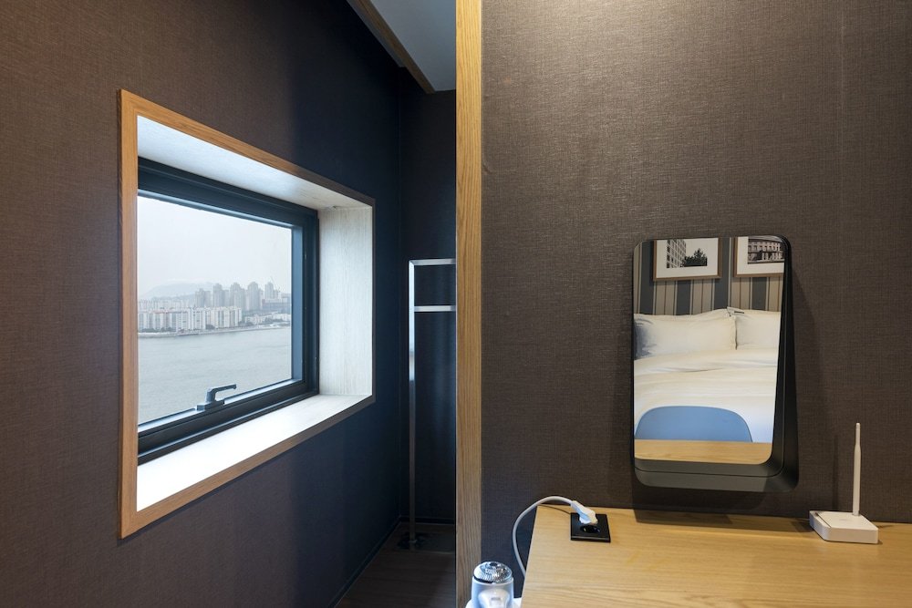 Фото H Avenue Gwangalli Beach