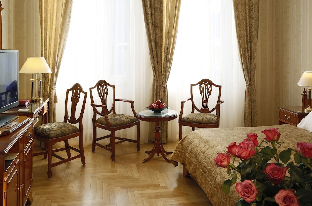 Фото Bristol Palace