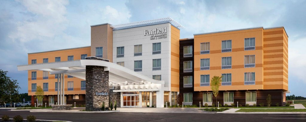 Hotel Fairfield Inn & Suites by Marriott Louisville New Albany In, Clarksville, photo