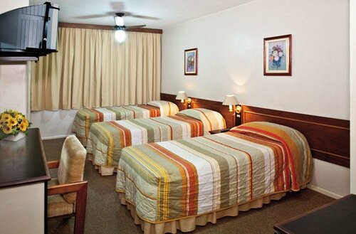 Гостиница Lira Hotel в Куритибе